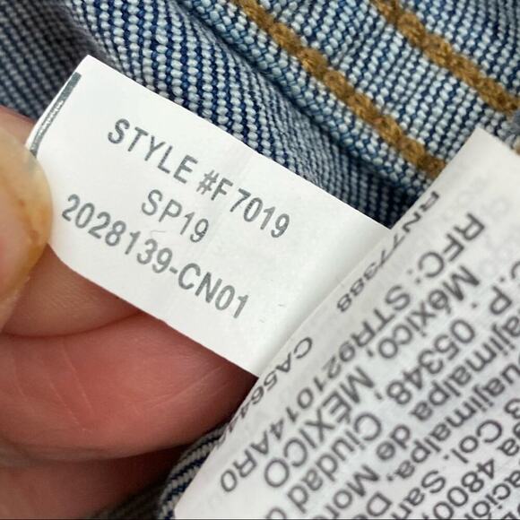 MADEWELL Cutoff High-Rise Denim Jean Shorts in Glenoaks Wash - Picture 9 of 12